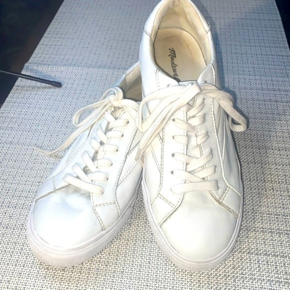 MADEWELL, unisex,WHITE SOFT leather, athletic shoes, women’s 8.5,men’s 7.